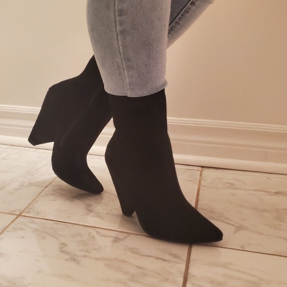 Black🖤Booties – Ankle Boot - Picture 4 of 6